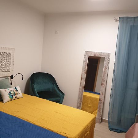 Lisbon Hostel Terminal 4 Екстериор снимка