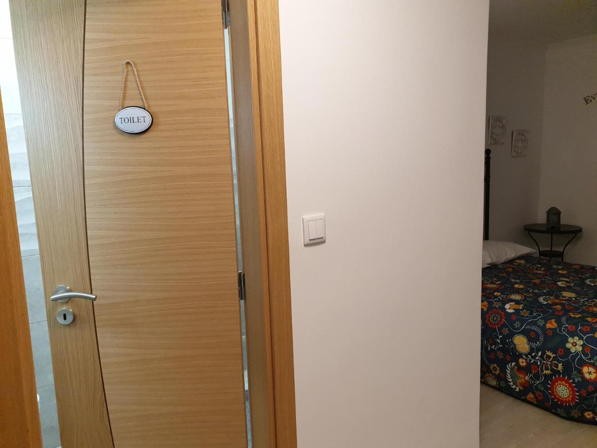 Lisbon Hostel Terminal 4 Екстериор снимка