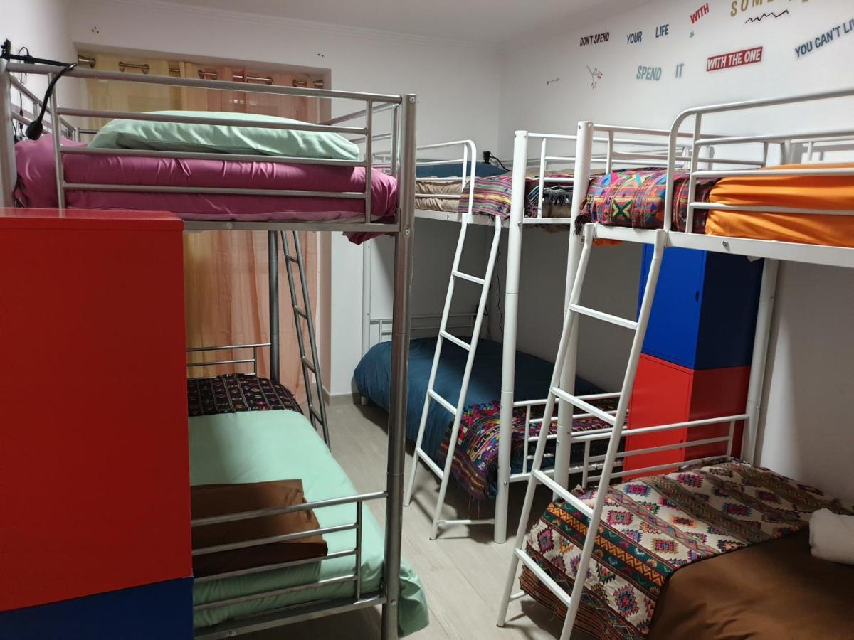Lisbon Hostel Terminal 4 Екстериор снимка