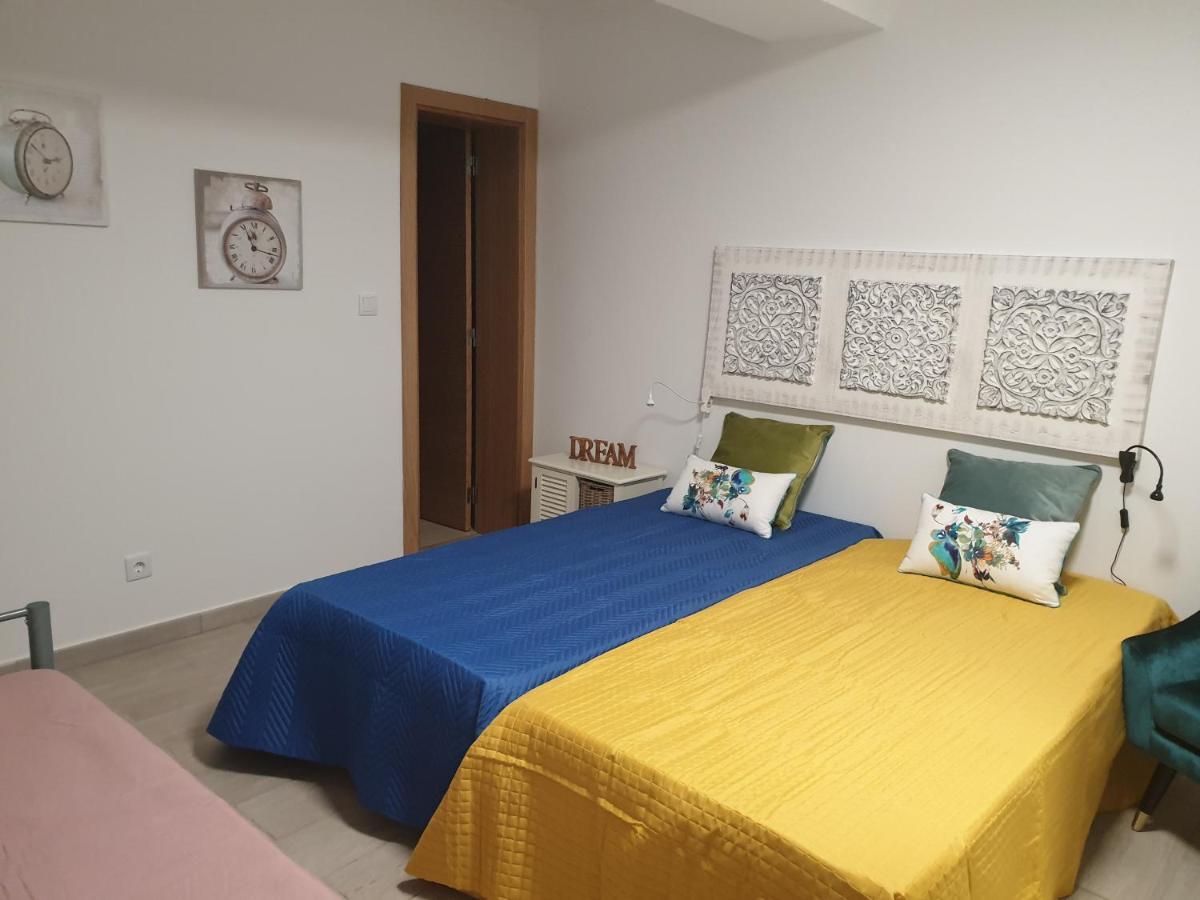 Lisbon Hostel Terminal 4 Екстериор снимка