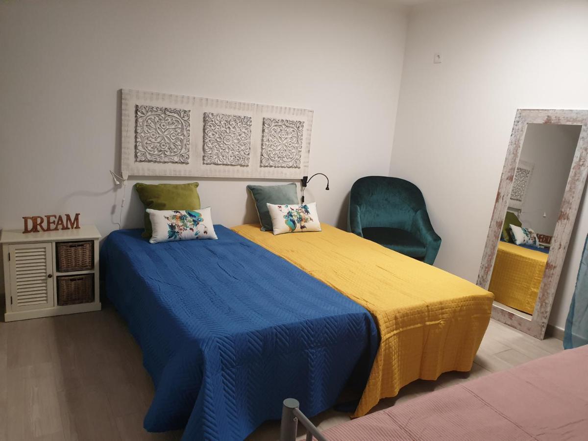 Lisbon Hostel Terminal 4 Екстериор снимка